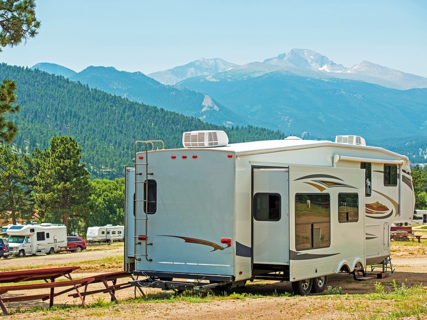 RVs Angelina Manufactured Housing, Inc. & RV Travel Center